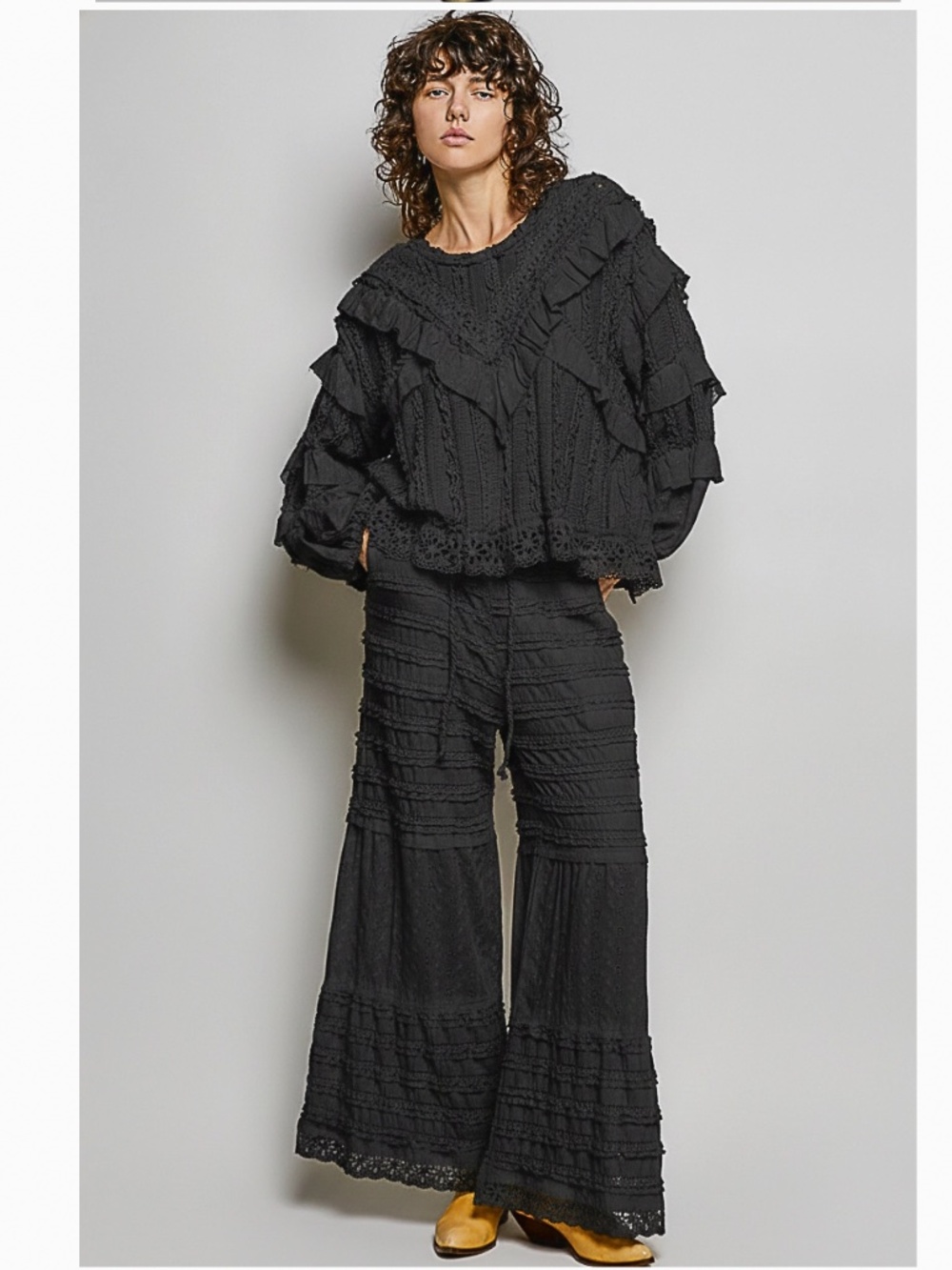 🎉POL “ PRINCETON 2 “ POL Eyelet Ruffle Raw Edge Trim Lace Solid Knit Top 28 - Picture 7 of 9